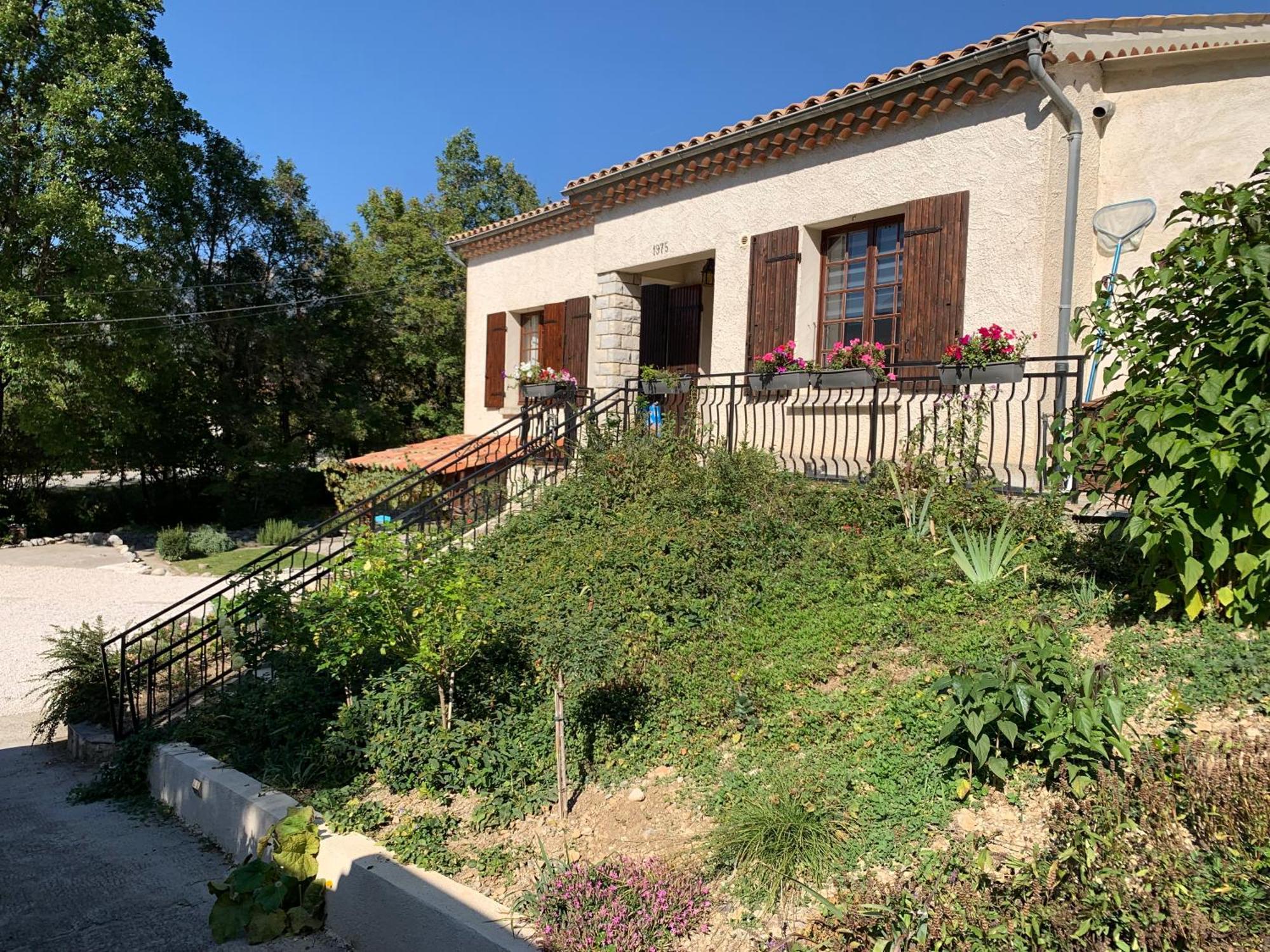 Maison Castellane Chambre D'Hotes B&B Luaran gambar