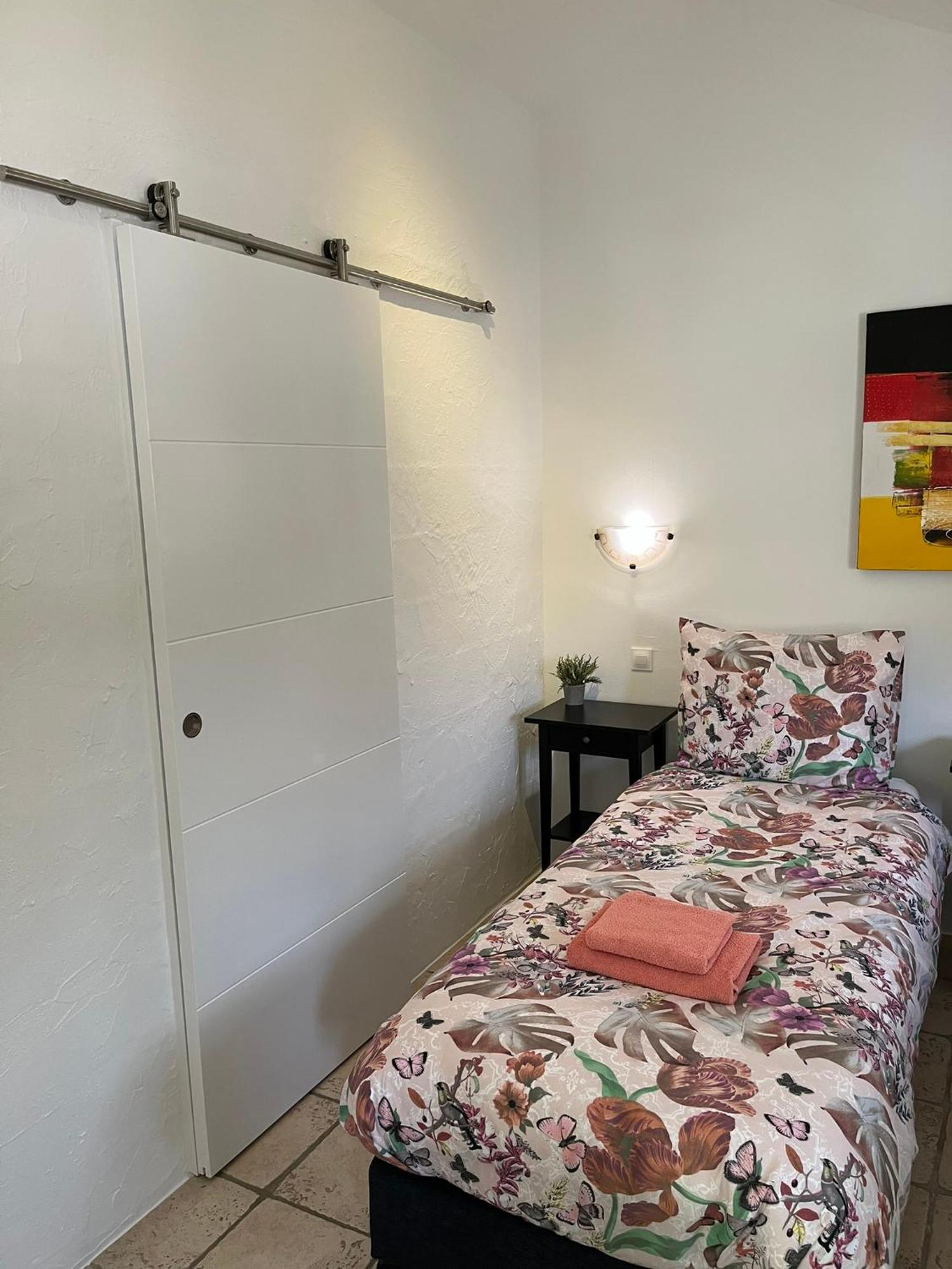 Maison Castellane Chambre D'Hotes B&B Luaran gambar