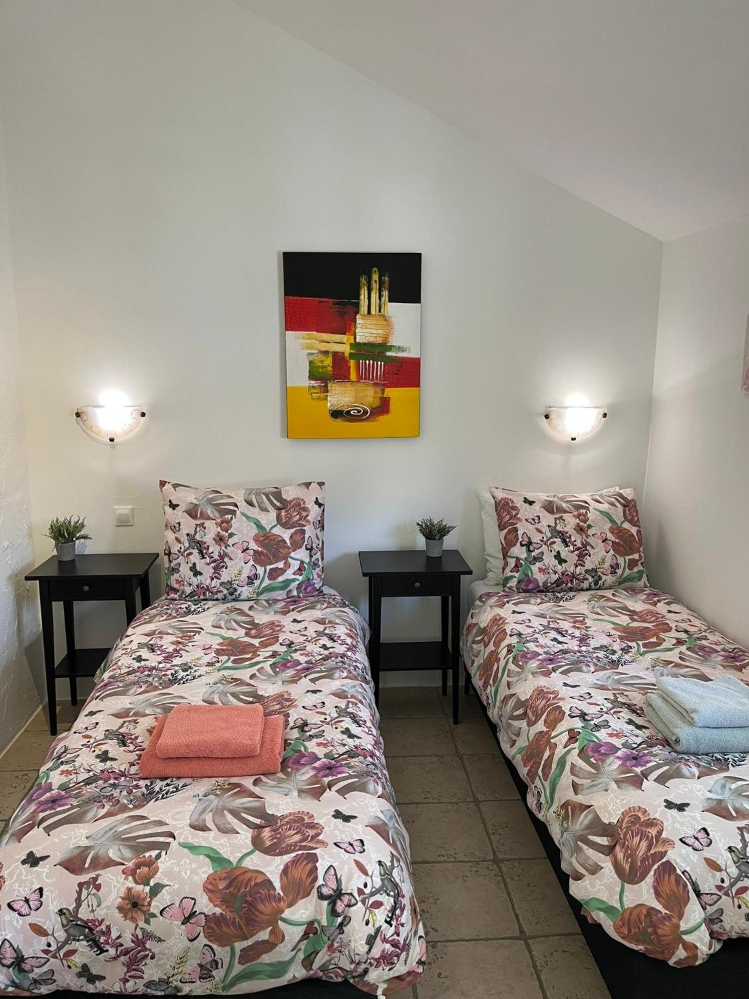 Maison Castellane Chambre D'Hotes B&B Luaran gambar